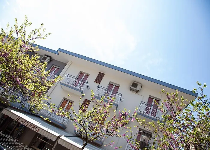 Astoria ريتشيوني